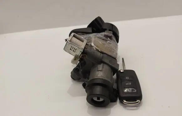 Volkswagen Transporter - Caravelle T5 Ignition lock 6R0905851F