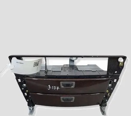 BMW 7 E65 E66 Dashboard storage box/compartment 8261060 7032886 772377