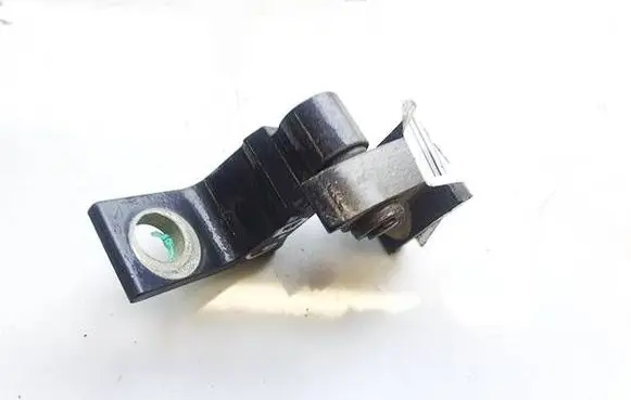 Skoda Superb B6 (3T) Rear door lower hinge 5n0831402