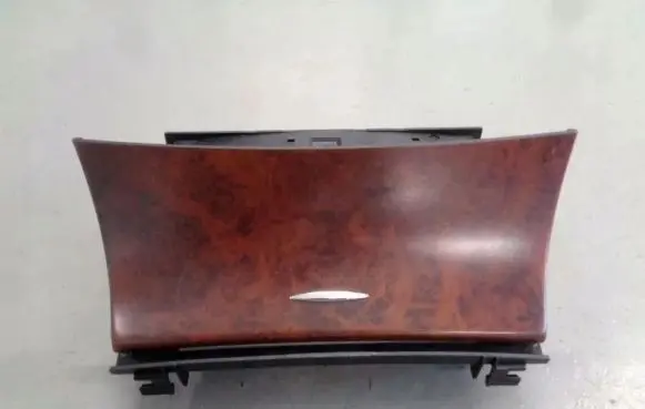 Mercedes-Benz CLS C219 Other center console (tunnel) element
