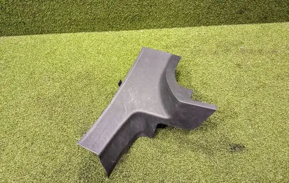 Renault Arkana Rear sill trim cover D28332JL000