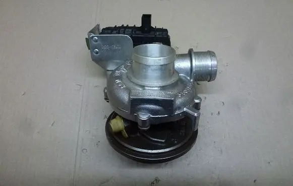 Audi A8 S8 D3 4E Turbo 7524604