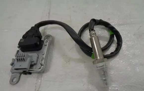 Renault Trafic III (X82) Lambda probe sensor 227905433R