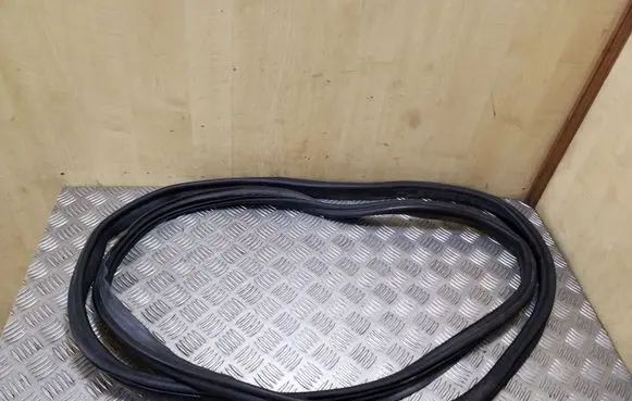 Audi A5 Sportback 8TA Trunk rubber seal (body) 
