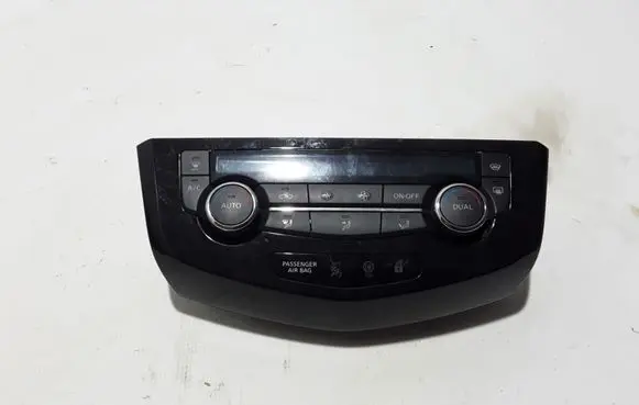 Nissan Qashqai Air conditioner control unit module 275004EA1A