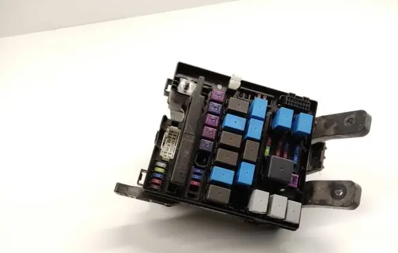 KIA Sportage Fuse module