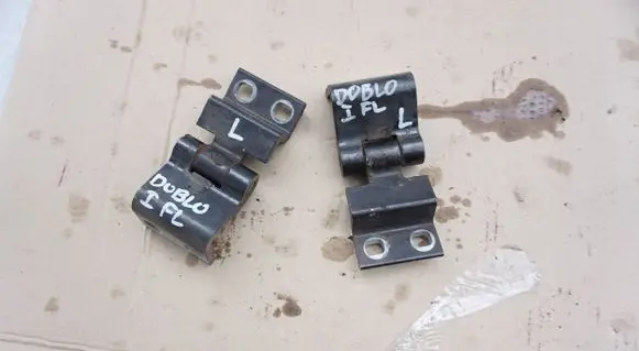 Fiat Doblo Tailgate/trunk/boot hinge SKO71662