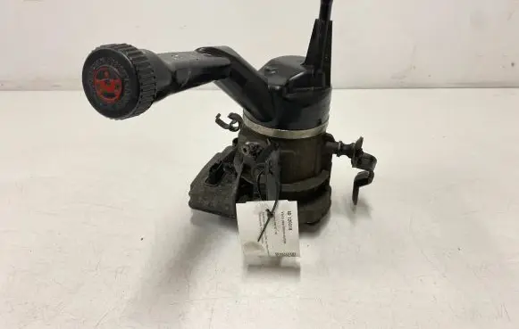 Peugeot 308 Power steering pump 9686207180