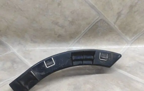 Hyundai ix 55 Front bumper mounting bracket 865563J000