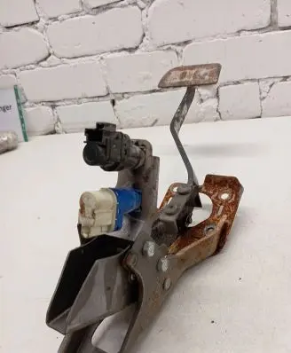 Ford Ranger Brake pedal
