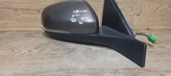 Front door electric wing mirror