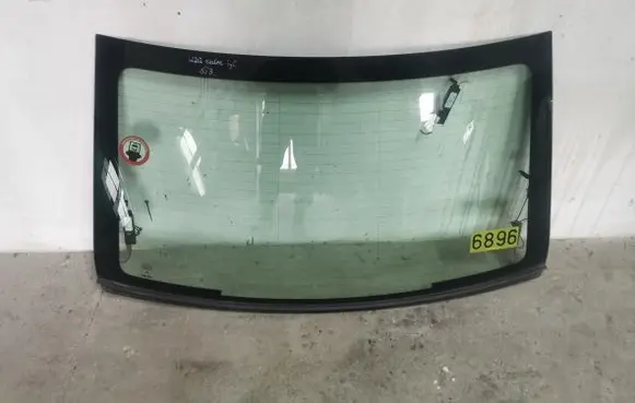 Mercedes-Benz E W212 Rear side window 
