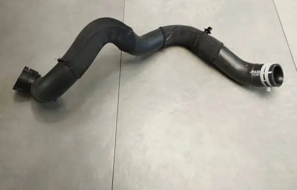 Volkswagen Amarok II Engine coolant pipe/hose MB3G8B273PD