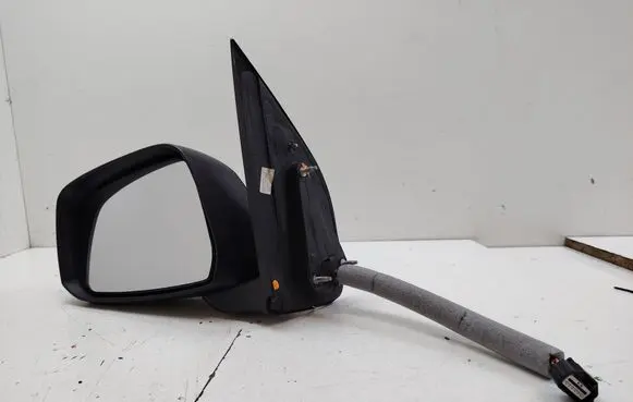 Nissan Navara D40 Front door electric wing mirror 212876103