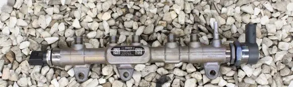 BMW X4 F26 Fuel main line pipe 8514154 0281006447 0281002949