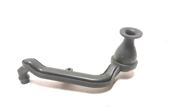 Volvo S80 Breather/breather pipe/hose 8653858