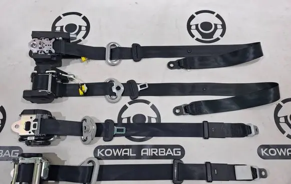 Volkswagen Caddy Rear seatbelt 2K5857806C 7N0857737DE 2K5857447