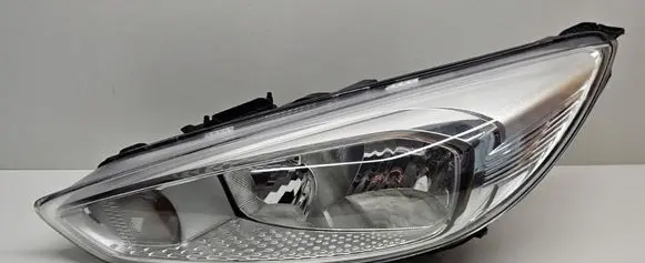 Ford Focus Headlight/headlamp F1EB13W030AE F113