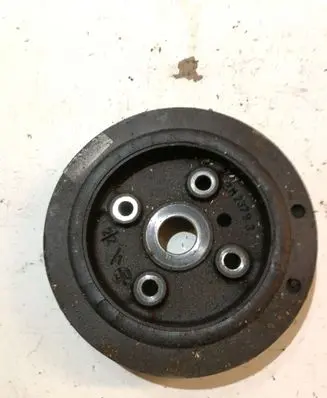 Volvo V70 Crankshaft pulley 1275930 ZM23793