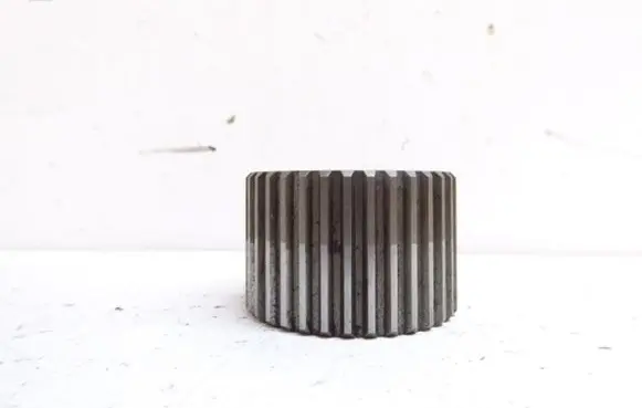 Toyota Avensis T250 Timing chain sprocket 1351926010