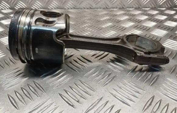 Seat Leon (1P) Piston with connecting rod 079155 038G