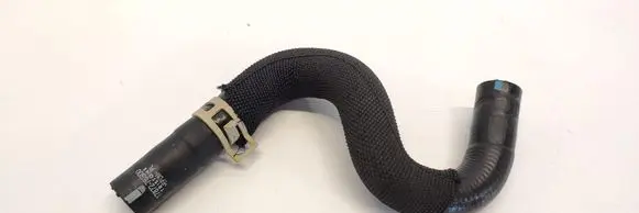 Engine coolant pipe/hose