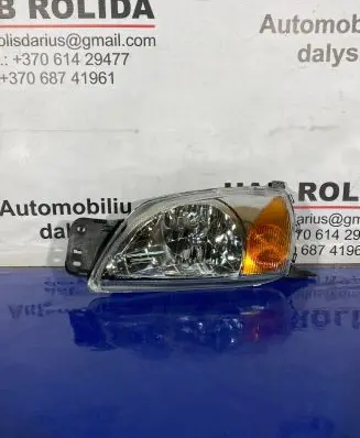 Ford Fiesta Headlight/headlamp 205924052