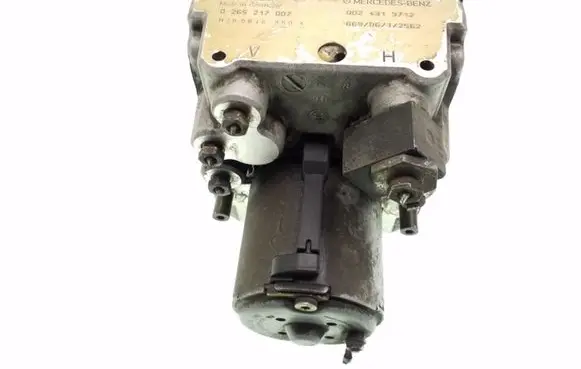 Mercedes-Benz E W210 ABS Pump 0265217007 0024319712 0130108057