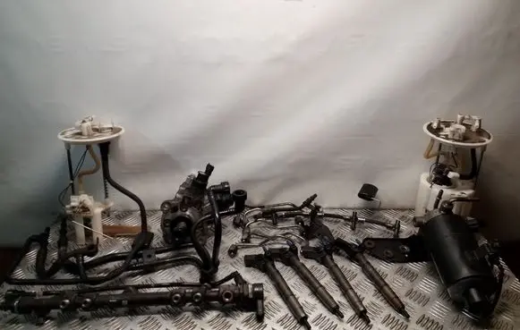 KIA Sorento Fuel injection system set 338002F000 0445116018 314002F000