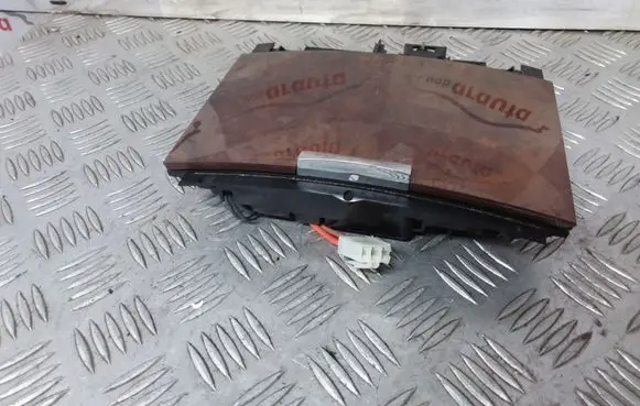 Volkswagen Touareg I Ashtray (front) 7L6853961C 7L6863071E