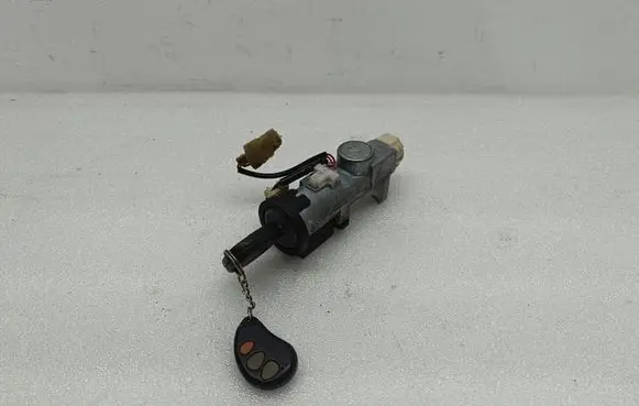 Nissan X-Trail T30 Ignition lock