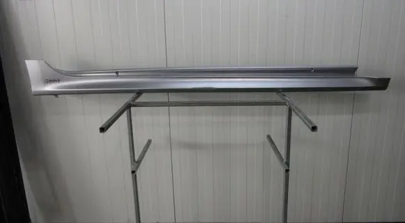 Toyota Yaris XP210 Front sill (body part) 75851-0D100