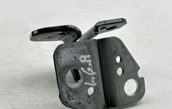 Jeep Grand Cherokee WL Rear door lower hinge 