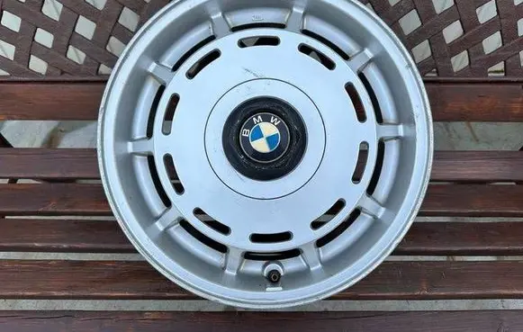 BMW 5 E28 R15 alloy rim 165TR390CH