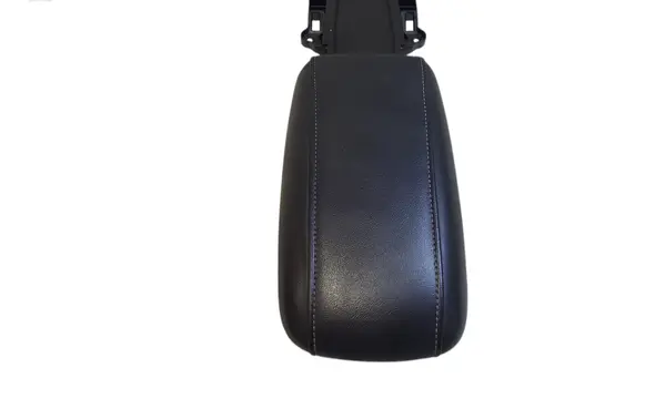 Volvo V40 Armrest 08632771 31403341