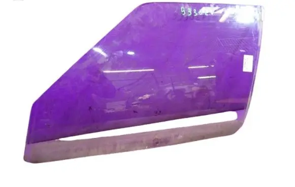 Fiat Uno Front door window glass four-door 
