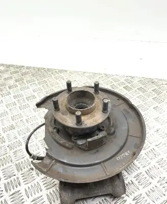 Jaguar XK8 - XKR Rear wheel hub