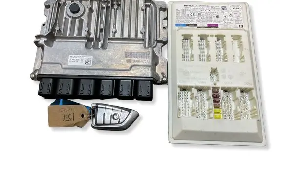 BMW 3 G20 G21 Engine control unit/module 0261S101Y8 031598741 5A088E401