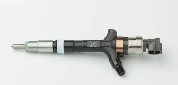 Toyota Corolla E110 Fuel injector DCRI100640