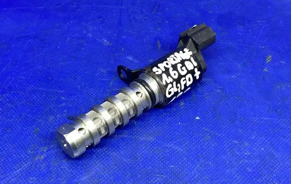 KIA Sportage Camshaft vanos timing valve 52B700 E0FH413 02302P