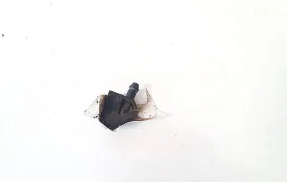 Volkswagen Polo III 6N 6N2 6NF Windshield washer spray nozzle 