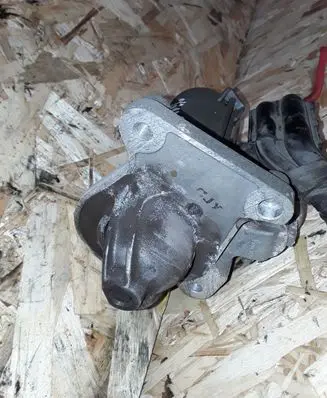 Ford Fiesta Starter motor 8V2111000AE