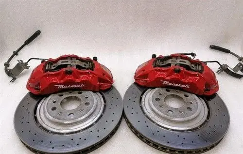 Maserati GranTurismo Front Brake Caliper Pad/Carrier 670009176