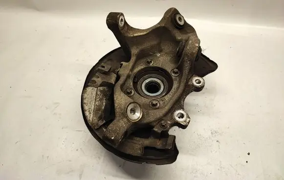 Mercedes-Benz E W213 Rear wheel hub A2133572500 A2055467380