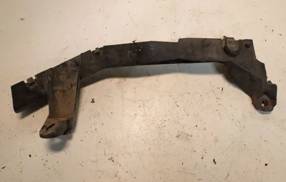 Opel Vivaro Other engine bay part 8260490009 93356638