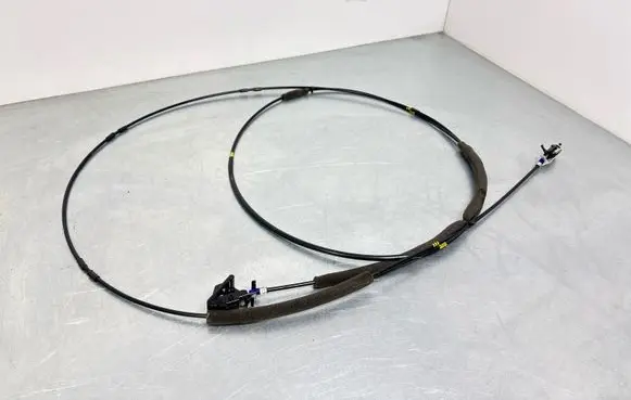 Mazda CX-5 II Fuel cap release pull handle 