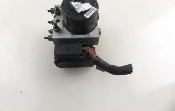 Ford Focus ABS Pump 00402662E3
