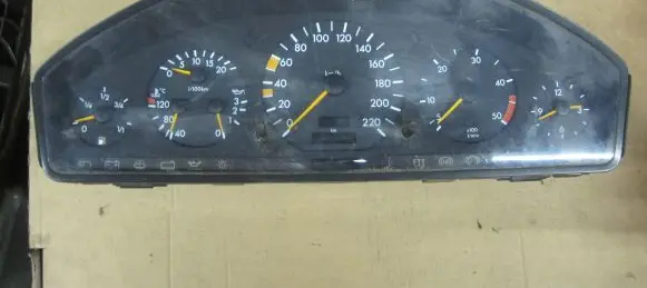 Mercedes-Benz S W140 Speedometer (instrument cluster) A1404402911