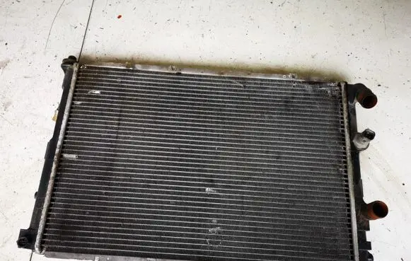 Renault Scenic I Coolant radiator 7700838133D