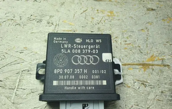 Audi A4 S4 B7 8E 8H Light module LCM 5LA00837903 8P0907357H